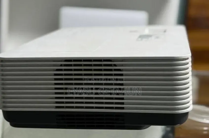 Sony Projector Model Name VPL-Dx221 Hardware Interface Vga, Hdmi