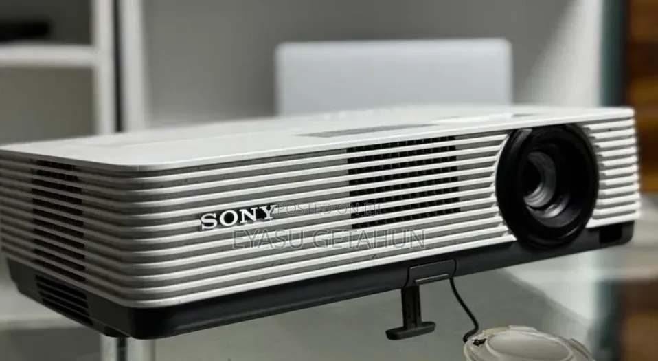 Sony Projector Model Name VPL-Dx221 Hardware Interface Vga, Hdmi