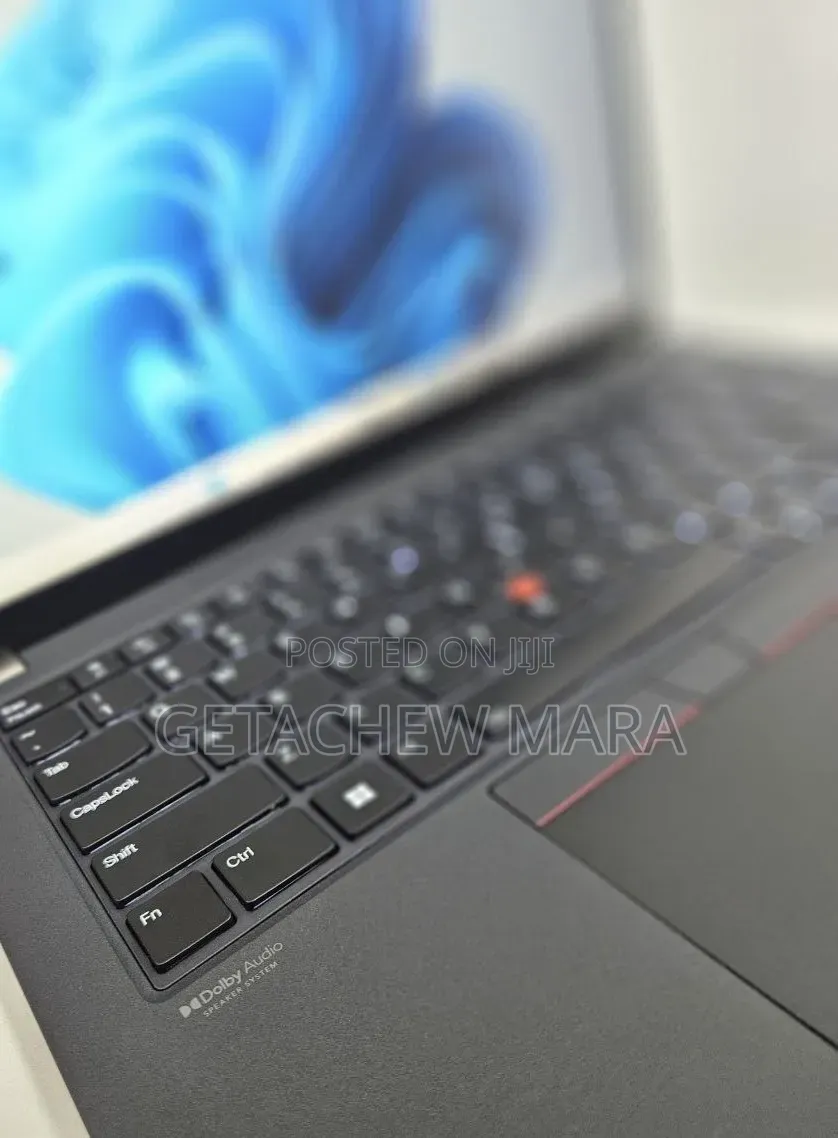 New Laptop Lenovo ThinkPad T14 16GB Intel Core i7 SSD 512GB
