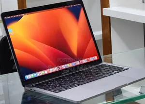 New Laptop Apple MacBook Pro 2022 M2 8GB Apple M2 SSD 256GB