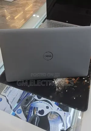 New Laptop Dell Latitude 5540 16GB Intel Core i7 SSD 512GB