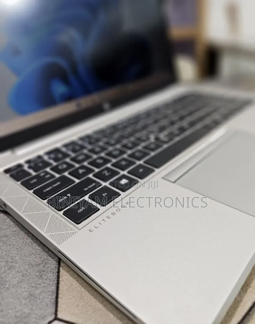 New Laptop HP EliteBook 840 G7 16GB Intel Core i7 SSD 512GB