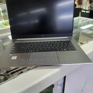 New Laptop HP ZBook Firefly 15 G7 16GB Intel Core i9 SSD 512GB
