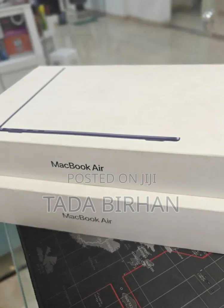 New Laptop Apple MacBook Air 2025 M4 16GB Apple M4 SSD 256GB
