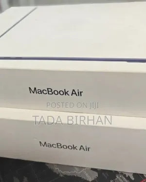 New Laptop Apple MacBook Air 2025 M4 16GB Apple M4 SSD 256GB