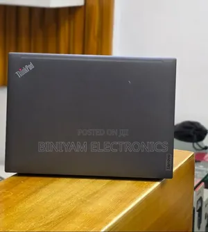 New Laptop Lenovo ThinkPad T14s G4 16GB Intel Core i7 SSD 512GB