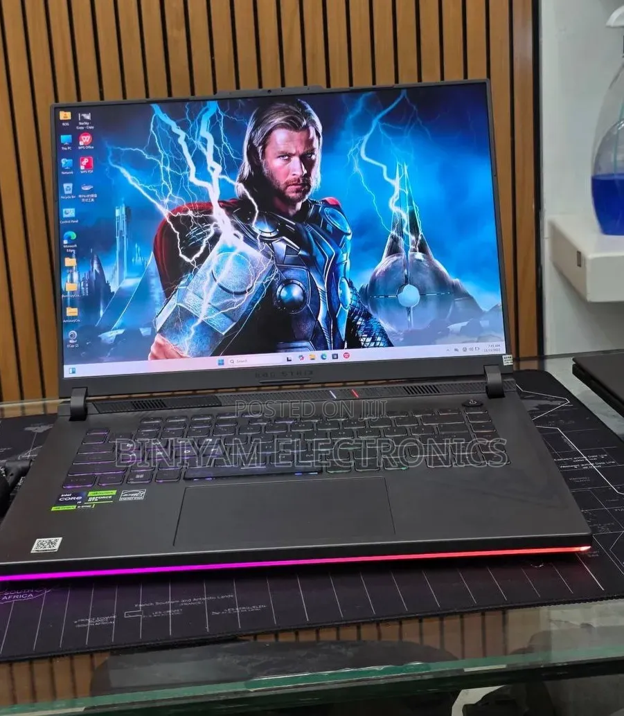 New Laptop Asus ROG Strix G15 16GB Intel Core i9 SSD 1T