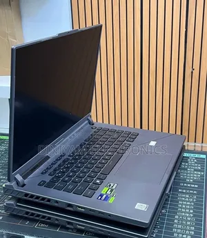 New Laptop Asus ROG Strix G15 16GB Intel Core i9 SSD 1T