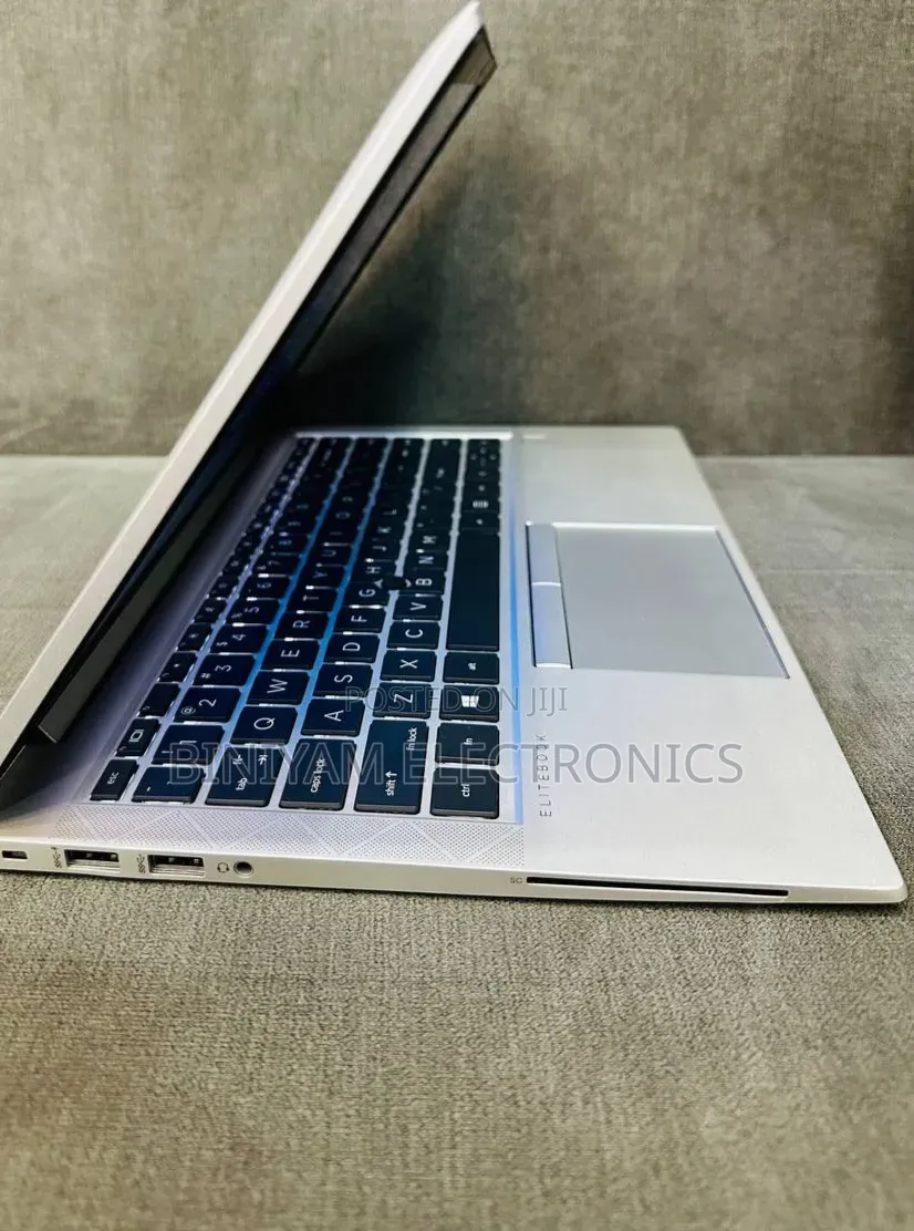 New Laptop HP EliteBook 840 G7 16GB Intel Core i5 SSD 512GB
