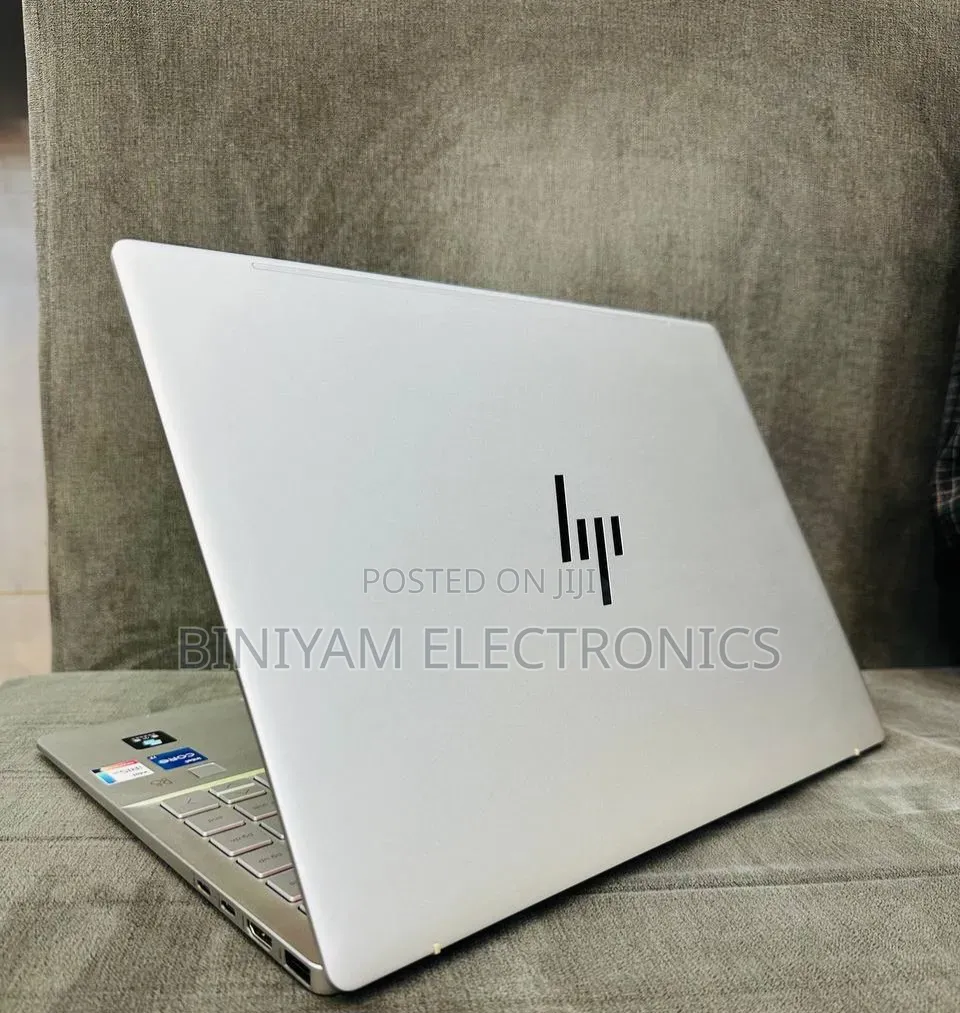 New Laptop HP Pavilion 14 16GB Intel Core i7 SSD 1T