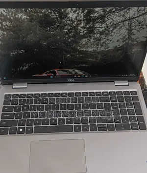 New Laptop Dell 16GB Intel Core i7 SSD 512GB