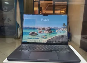 New Laptop Apple MacBook Pro 2025 M5 16GB Apple M5 Pro SSD 512GB
