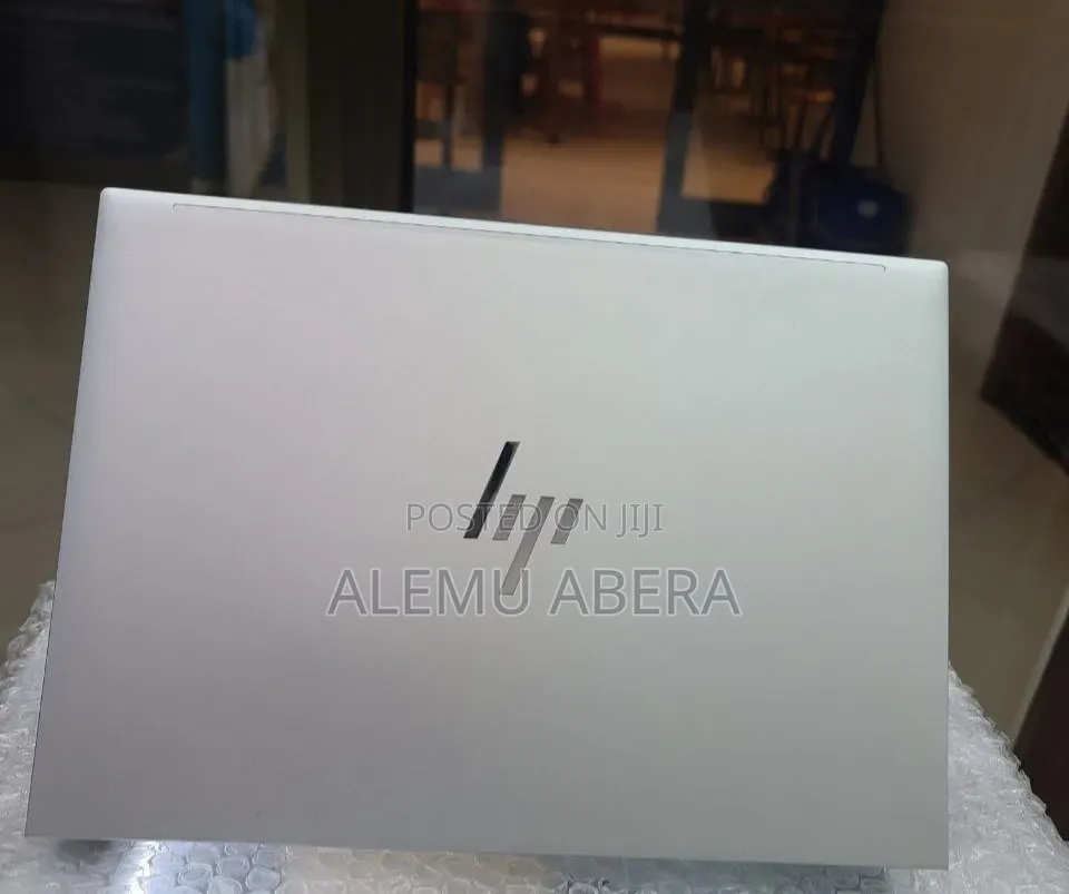 New Laptop HP EliteBook 830 G9 16GB Intel Core i5 SSD 512GB