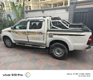 Toyota Hilux 4.0 V6 Double Cab 4x4 Raider 2006 White