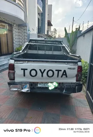 Toyota Hilux 4.0 V6 Double Cab 4x4 Raider 2006 White