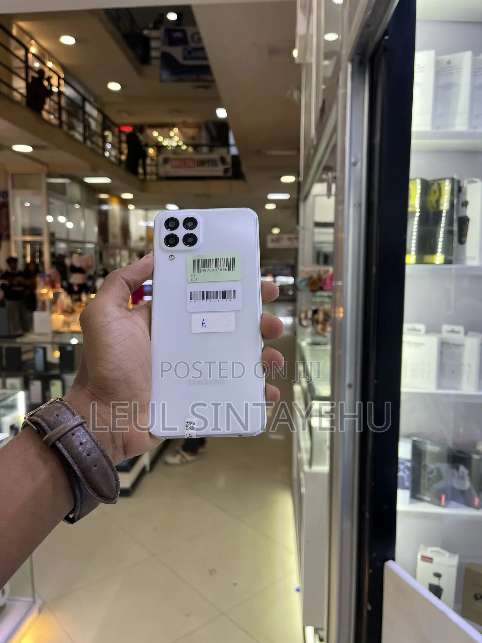 Samsung Galaxy M33 128 GB White