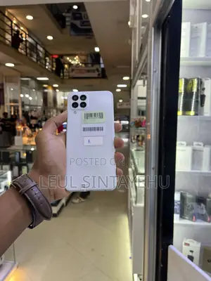 Samsung Galaxy M33 128 GB White