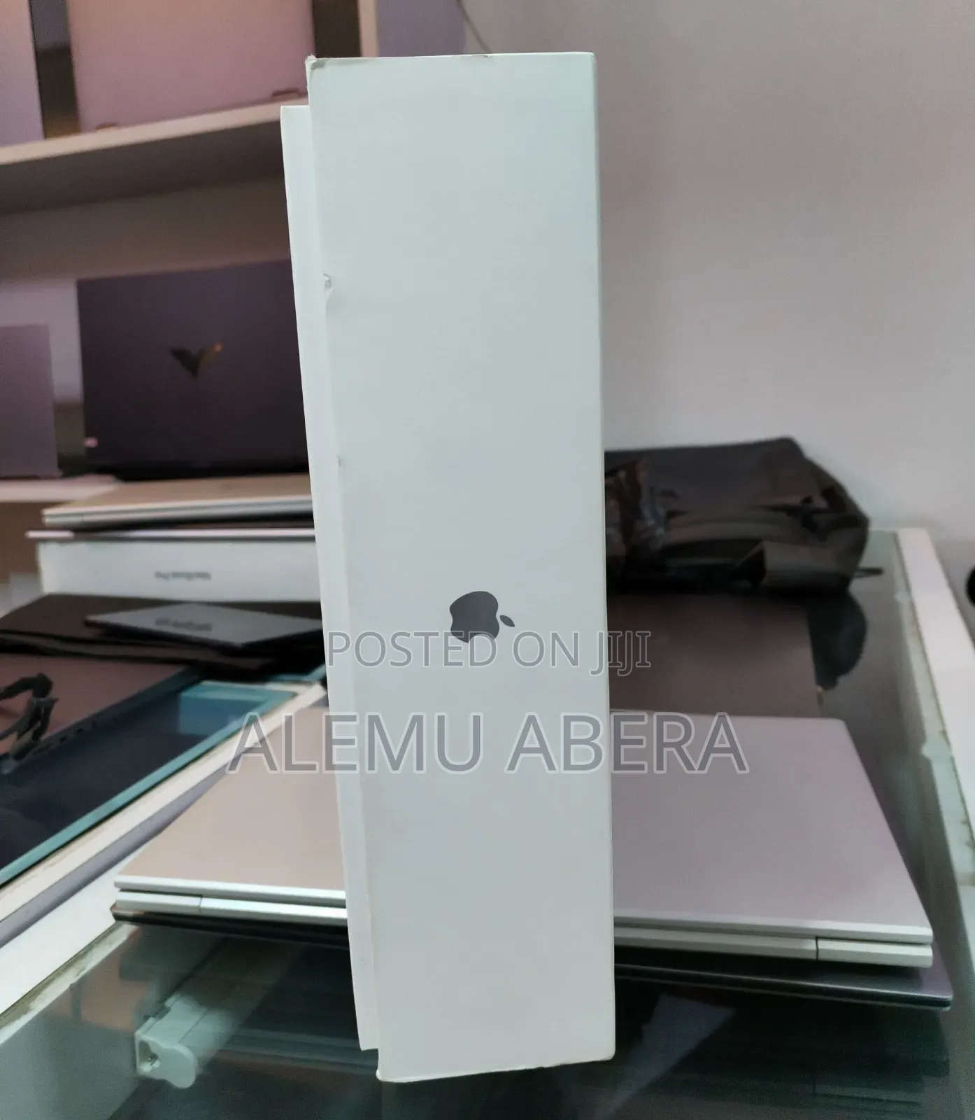 New Laptop Apple MacBook Air 2025 M4 16GB Apple M4 SSD 512GB