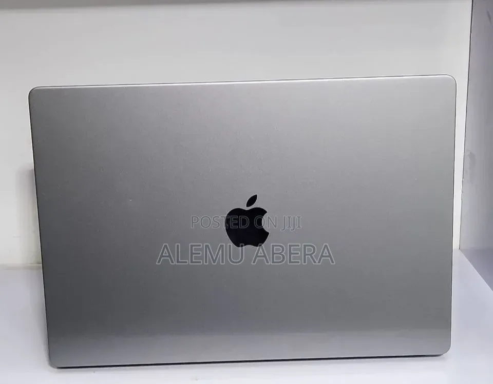 New Laptop Apple MacBook Pro 2021 M1 32GB Apple M1 Pro SSD 512GB