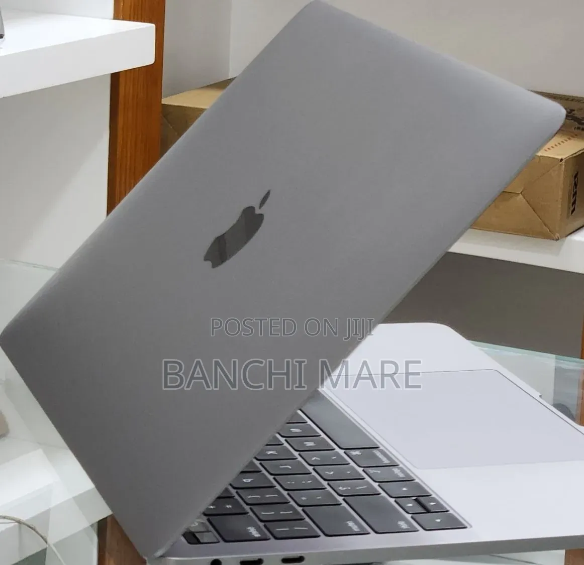 New Laptop Apple MacBook Pro 2019 16GB Intel Core i7 SSD 1T