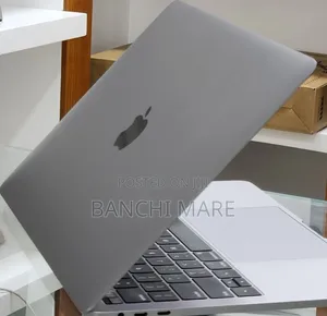 New Laptop Apple MacBook Pro 2019 16GB Intel Core i7 SSD 1T