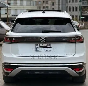 Volkswagen ID.6 2023 White