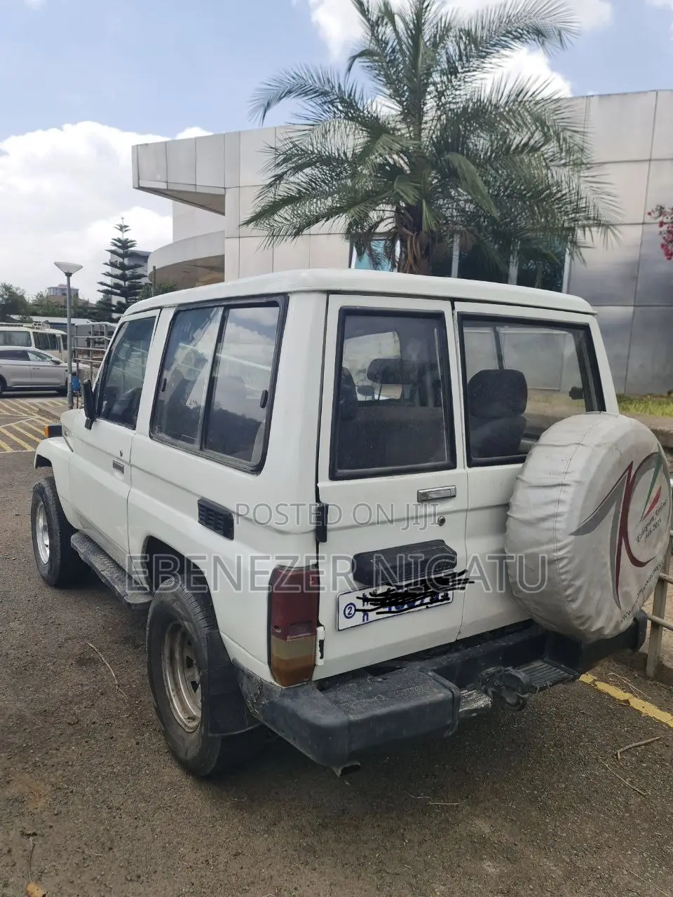 Toyota Land Cruiser 1992 White
