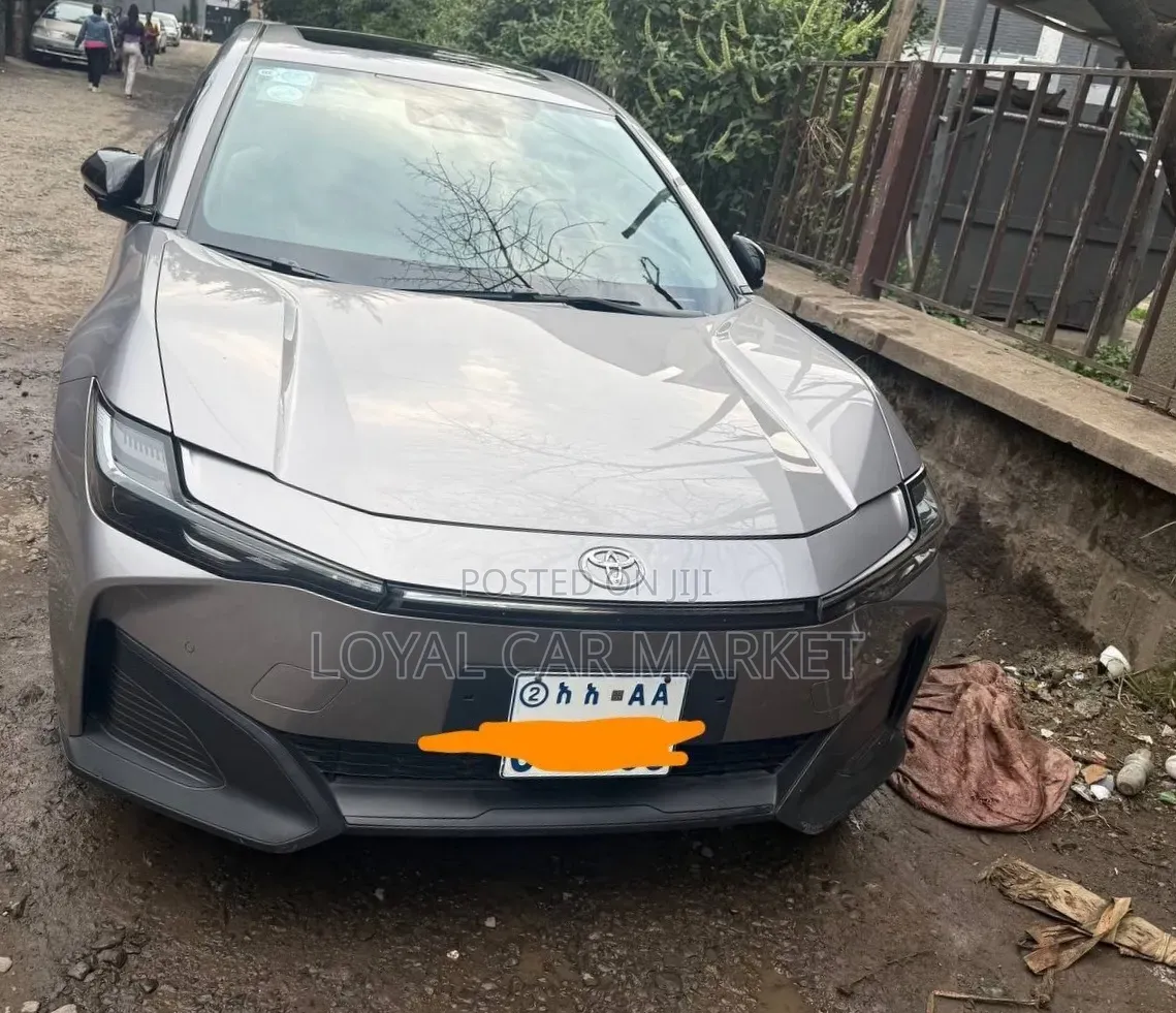 Toyota bZ3 2023 Gold