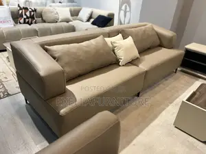 Leather Sofa 7 Seater | 7 ሲተር ሌዘር ሶፋ