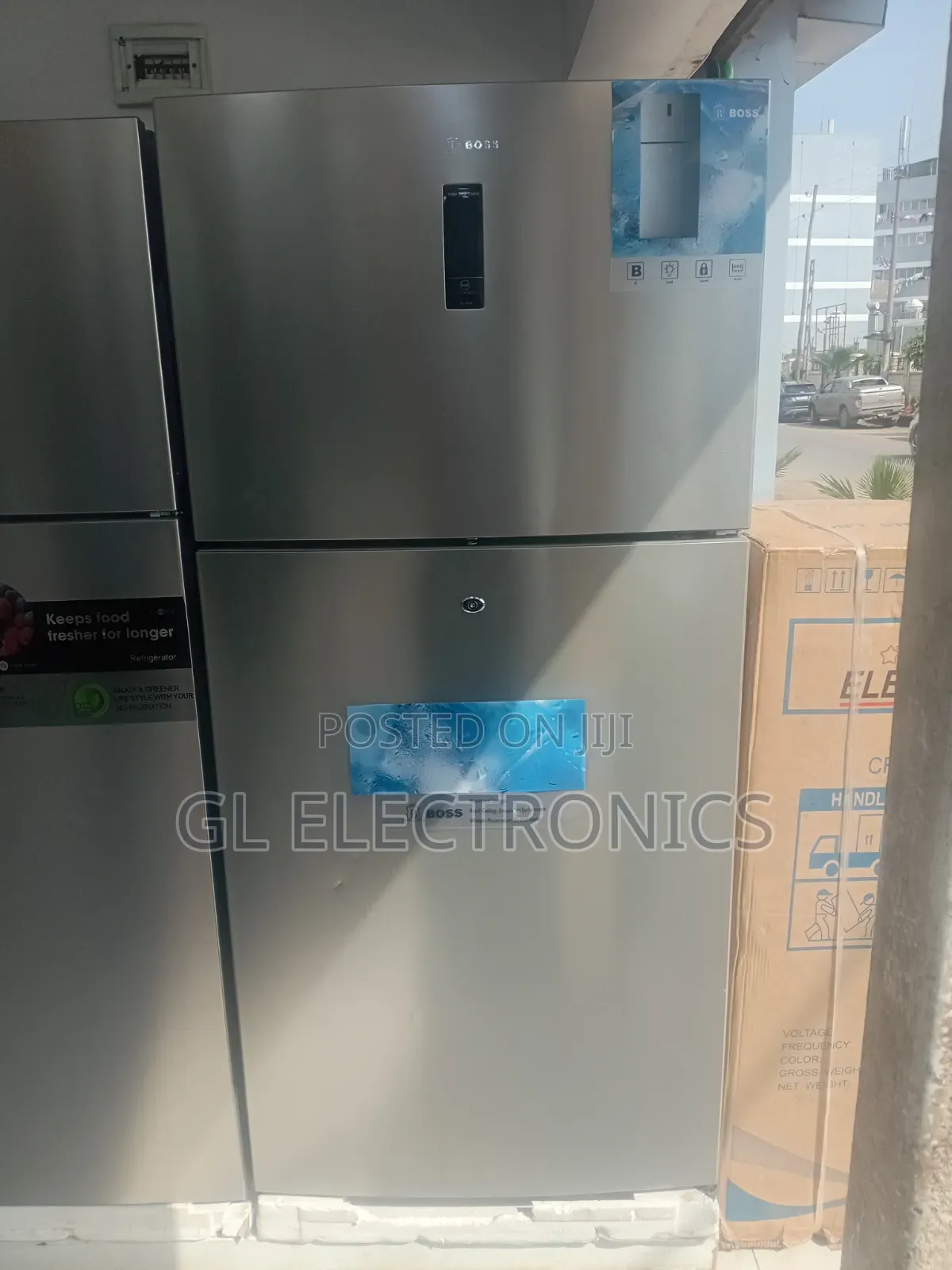 Boss Refergrator 700 L