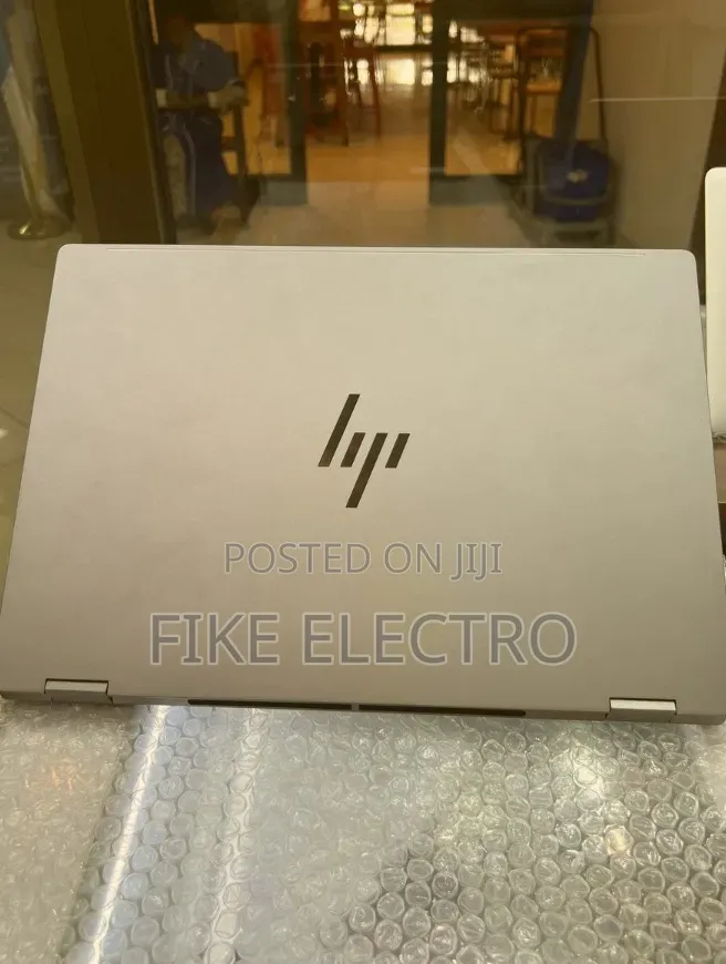 New Laptop HP OmniBook X Flip 16" 16GB AMD Ryzen 5 SSD 512GB