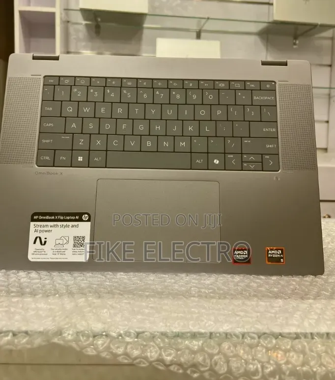 New Laptop HP OmniBook X Flip 16" 16GB AMD Ryzen 5 SSD 512GB