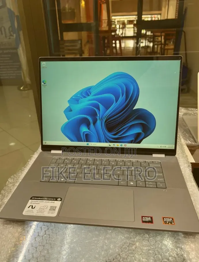 New Laptop HP OmniBook X Flip 16" 16GB AMD Ryzen 5 SSD 512GB