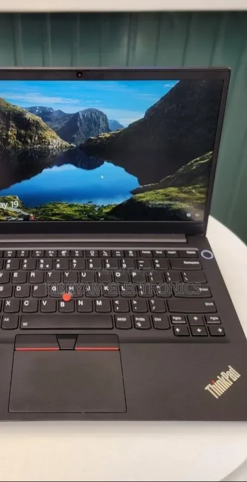 New Laptop Lenovo ThinkPad E14 Gen 4 16GB Intel Core i7 SSD 512GB