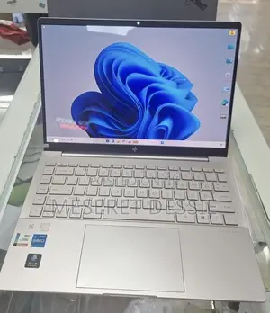 New Laptop HP Pavilion 13 16GB Intel Core i5 SSD 1T