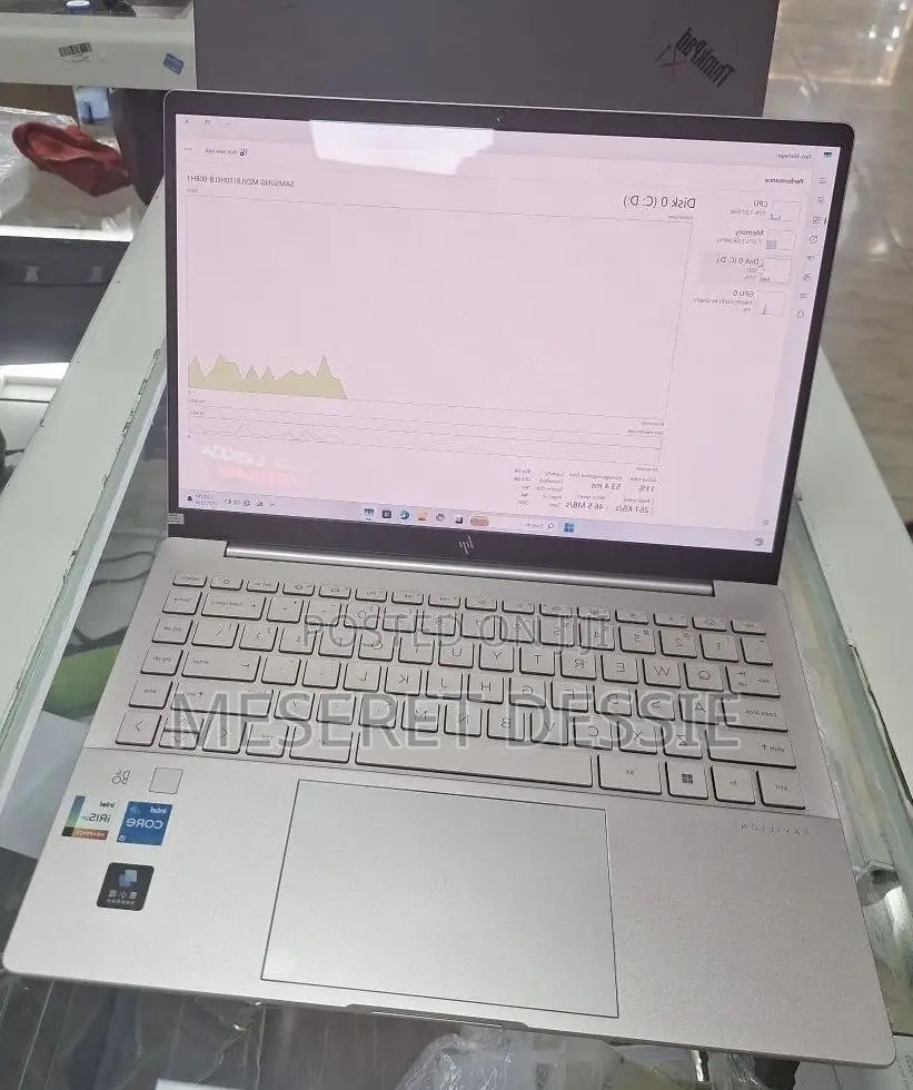 New Laptop HP Pavilion 13 16GB Intel Core i5 SSD 1T