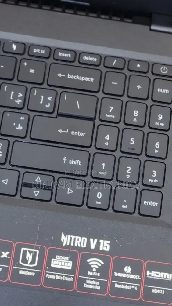 New Laptop Acer Nitro V 15 16GB Intel Core i7 SSD 512GB