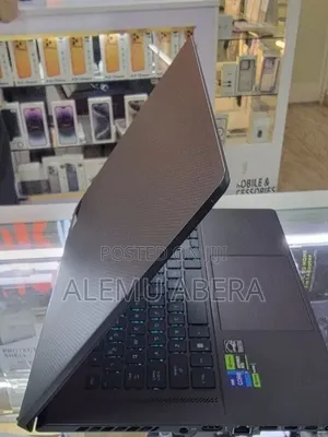 New Laptop Asus ROG Zephyrus G16 16GB Intel Core i7 SSD 512GB