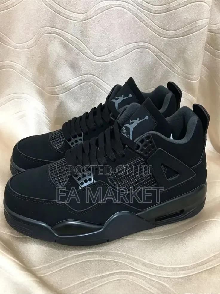 Jordan 4 Black Cat