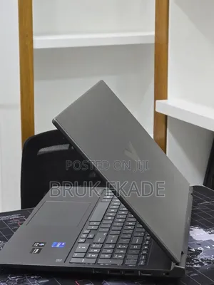 New Laptop HP Victus 15 16GB Intel Core i7 SSD 1T