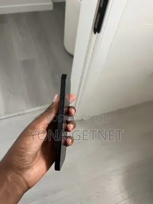 Apple iPhone 13 128 GB Black