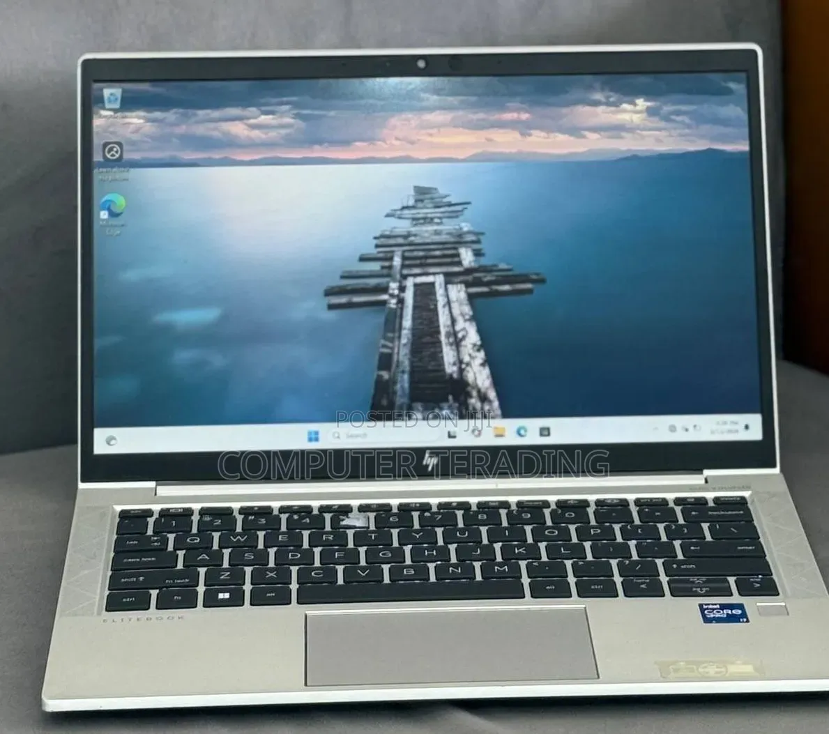 New Laptop HP EliteBook 830 G8 8GB Intel Core i5 SSD 512GB