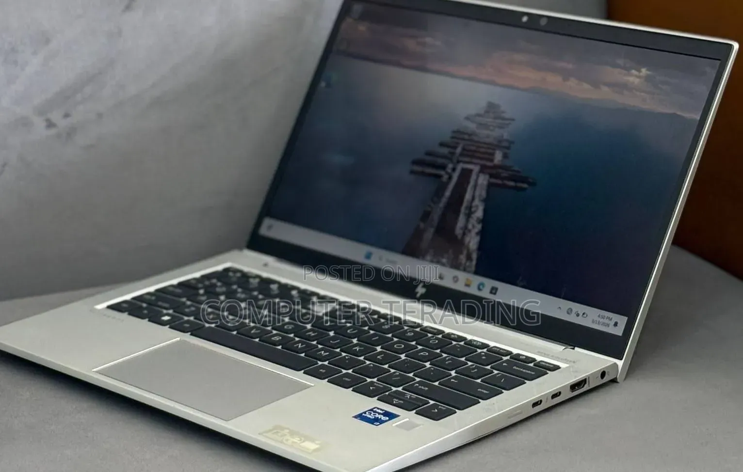 New Laptop HP EliteBook 830 G8 8GB Intel Core i5 SSD 512GB