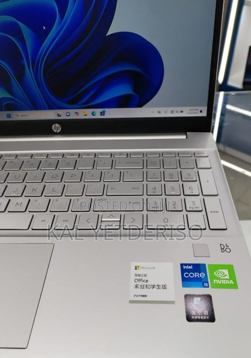 New Laptop HP 16GB Intel Core i5 SSD 512GB