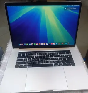 New Laptop Apple MacBook Pro 2018 16GB Intel Core i7 SSD 256GB