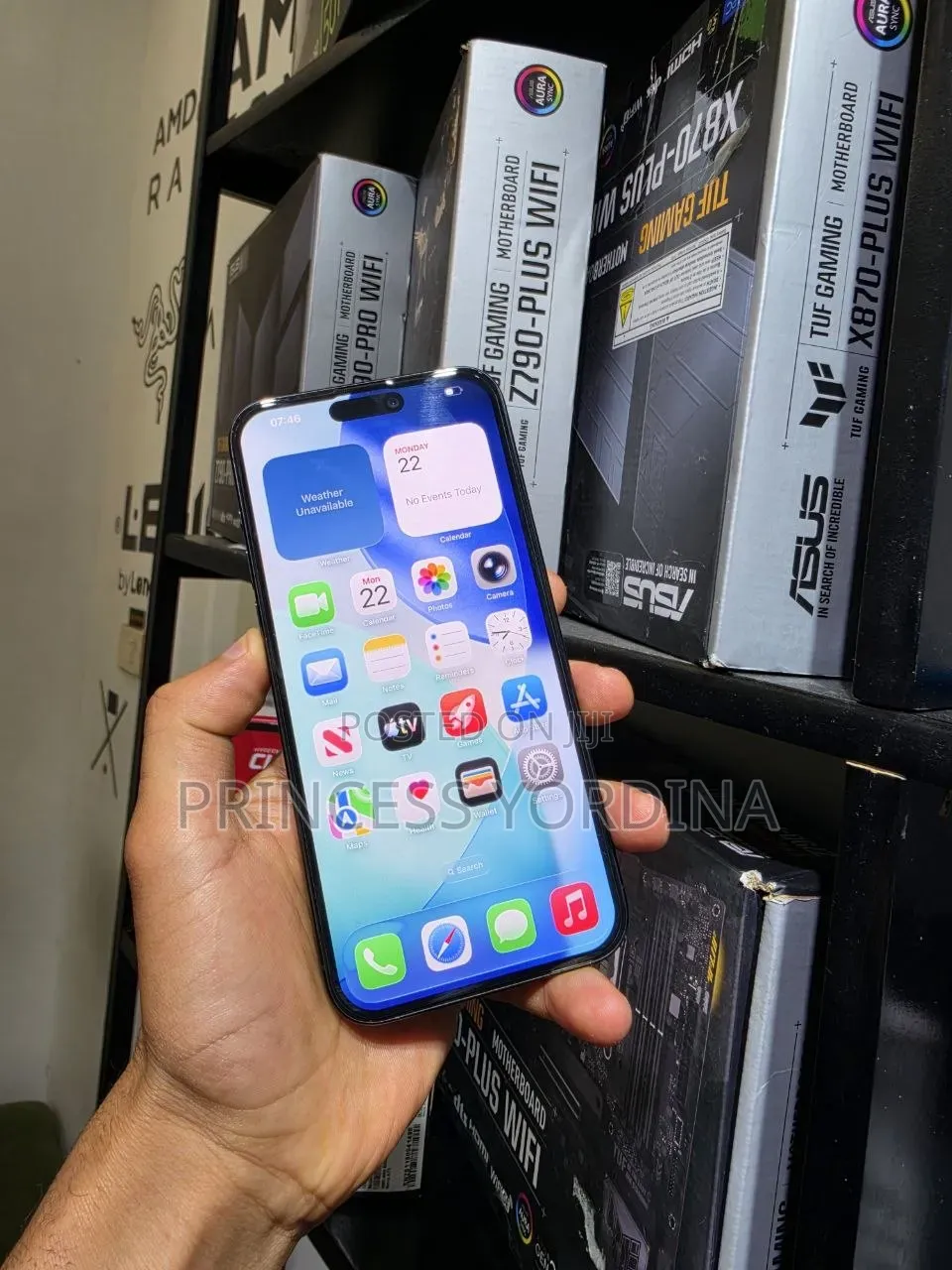 New Apple iPhone 15 Pro Max 256 GB Green