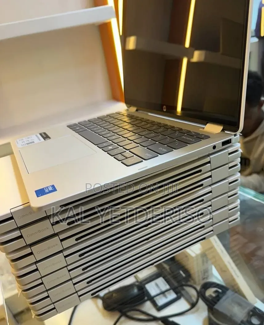 New Laptop HP 16GB Intel Core i5 SSD 512GB