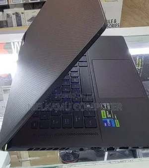 New Laptop Asus ROG Zephyrus G16 16GB Intel Core i7 SSD 512GB