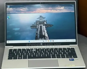 New Laptop HP EliteBook 830 G8 8GB Intel Core i5 SSD 512GB