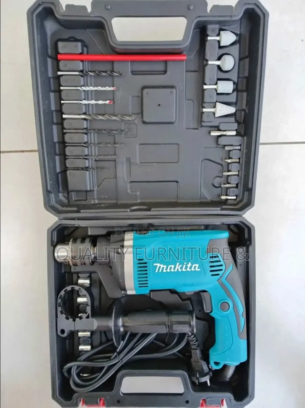 Makita Dill With Accessories